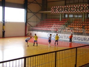 mnk-lumabarda0209 mnk-lumabarda0209